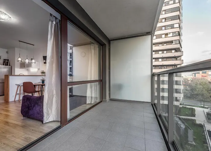 Comfy Studio. City Center.